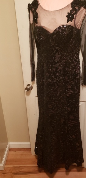 Tarik Ediz Dresses & Skirts - Long evening gown